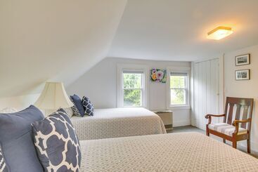 Rockland Home W/ Deck 5 Mins To Historic Downtown!