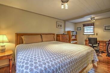 Rustic Intervale Hideaway W/ Deck & Wooded Views!