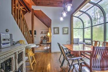 Rustic Intervale Hideaway W/ Deck & Wooded Views!