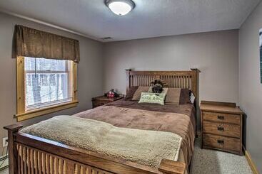 Secluded Conway Home W/ Theater Room & Hot Tub!