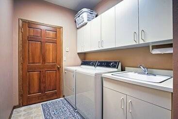 Spacious Home W/mtn Views, 2mi To Steamboat Resort
