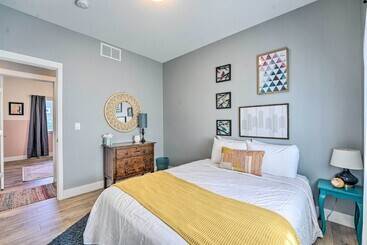 Spacious Old Town North Home W/ Rooftop Deck!
