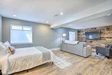 Spacious Old Town North Home W/ Rooftop Deck!