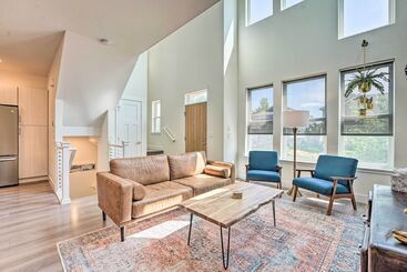 Spacious Old Town North Home W/ Rooftop Deck!
