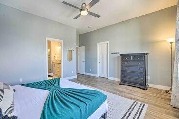 Spacious Old Town North Home W/ Rooftop Deck!