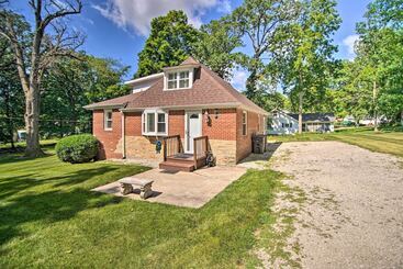 Sun Lit Lake Geneva Sanctuary W/ Bbq Patio!