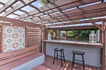 Tropical Home W/ Outdoor Oasis: 2 Mi To Beach