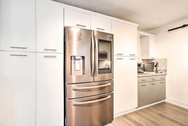 Tropical Home W/ Outdoor Oasis: 2 Mi To Beach
