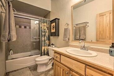 5 Mi To Ski Resort: Breck Home W/ Hot Tub!