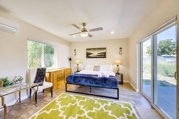 Сельский дом Hot Tub & Pool: Joshua Tree Vacation Home!