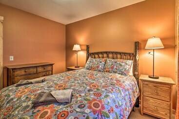 West Dover Cabin W/ Game Room, 4 Mi To Mt Snow!
