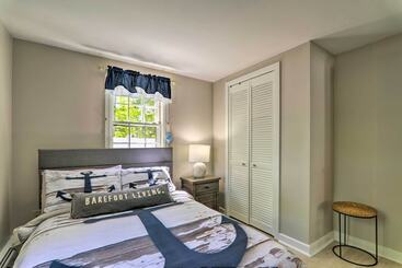 Charming West Yarmouth Home ~ 2 Mi To Beach!