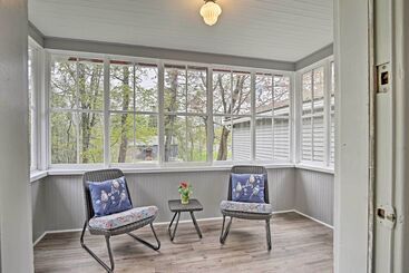 Beautiful Lenox Home, 3 Mi To Shakespeare & Co!