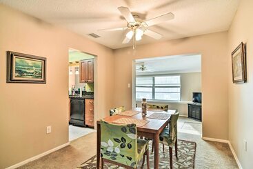 Bradenton Snowbird Sanctuary W/ Covered Patio!