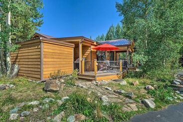 Close To Skiing: Cabin W/ Pool Access In Breck