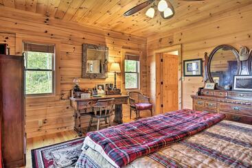 Cabin W/ Bbq + Games   Walk To Blue Ridge Parkway!