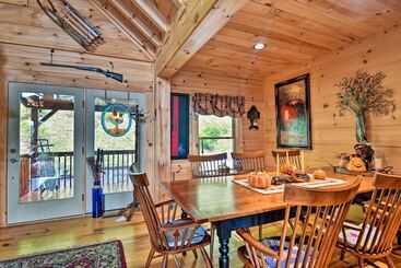 Cabin W/ Bbq + Games   Walk To Blue Ridge Parkway!
