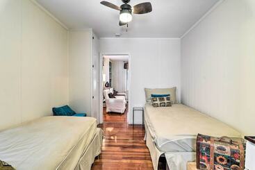 Charming East Falmouth Home W/ Hot Tub!