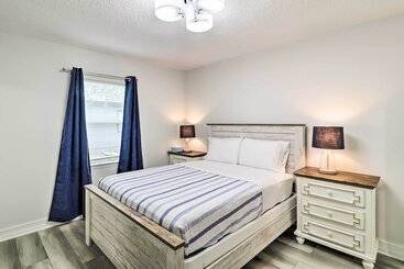 بيت ريفى Charming Florida Home, Half Mile To Beach!