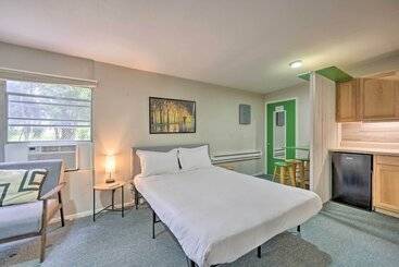 Charming Orlando Duplex ~ 6 Mi To Downtown!