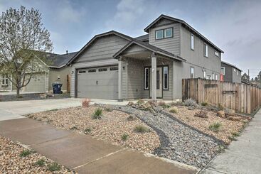 Chic Bend Home W/ Deck < 3 Mi To Downtown!