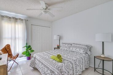 Сельский дом Contemporary Lutz Home: Private Pool, Pet Friendly