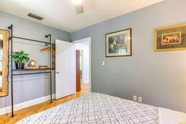 بيت ريفى Cozy Gainesville Home ~ 1 Mi To University!
