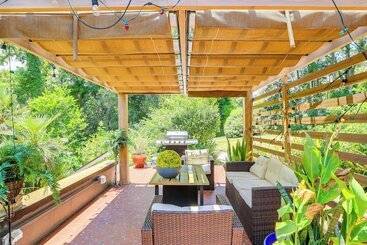 Cozy Gainesville Home ~ 1 Mi To University!