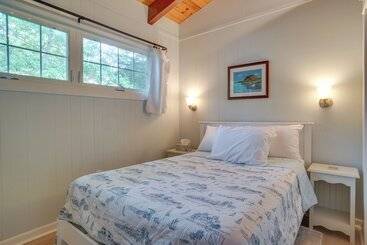Ping Pong Table, Beach Access: North Falmouth Home