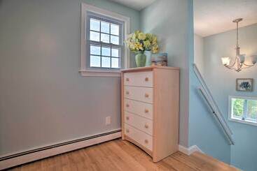 Cozy Plymouth Home   Walk To Bartlett Pond!