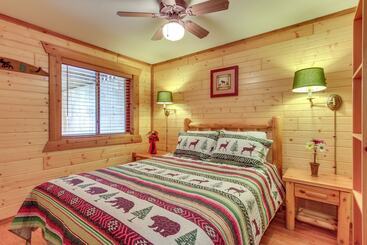 Сельский дом Cozy Three Bears Resort Cabin W/ Deck In Warrens!