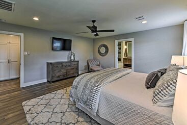 Elegant College Station Home Walk To Texas A & M