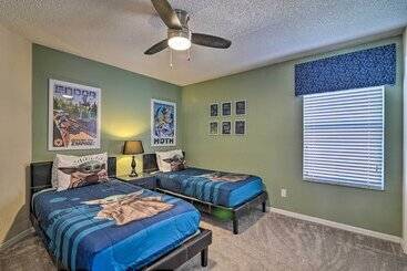 5 Mi To Disney: Emerald Island Poolside Retreat
