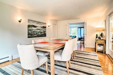 Falmouth Retreat W/ Sunroom   Walk To Beaches