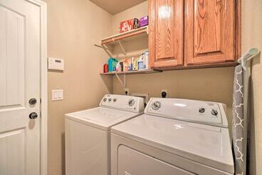 Family Friendly Retreat W/ Yard In Harker!