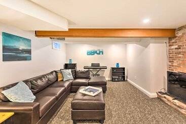 Fantastic Plymouth House W/ Deck & Ocean Views!