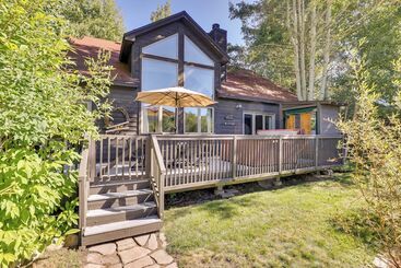 Walk To Main St Frisco: Home W/ Hot Tub + Deck!