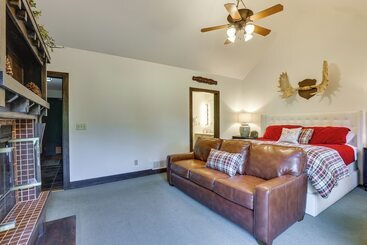 Walk To Main St Frisco: Home W/ Hot Tub + Deck!
