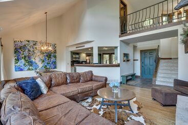 Walk To Main St Frisco: Home W/ Hot Tub + Deck!