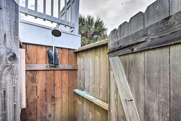 Walk To Beach: Galveston Home W/ Grill Near Pier!