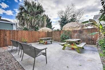 Walk To Beach: Galveston Home W/ Grill Near Pier!