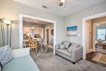 Walk To Beach: Galveston Home W/ Grill Near Pier!