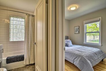 Mpls Duplex W/ Wifi & Kitchen: 5 Mi To Dtwn!