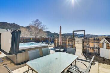 بيت ريفى Pet Friendly Buena Vista Home W/ Yard & Hot Tub!