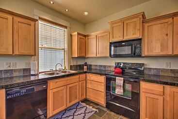 Redmond House W/ Community Amenities Access