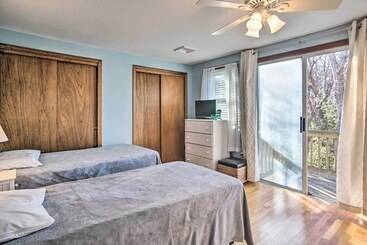 Spacious East Falmouth House   Walk To Great Pond!