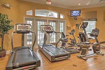 Spacious Kissimmee Family Home W/ Game Room & Pool