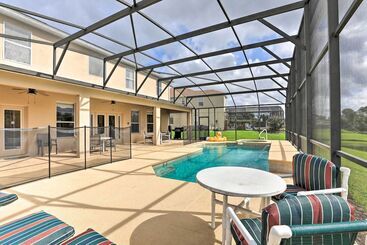 Spacious Kissimmee Family Home W/ Game Room & Pool