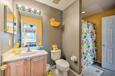 Spacious Kissimmee Family Home W/ Game Room & Pool