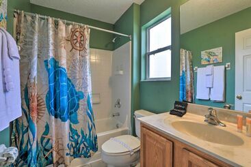 Spacious Kissimmee Family Home W/ Game Room & Pool